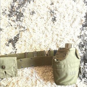 Green Rugged Belt Bag with Ergonomic Design